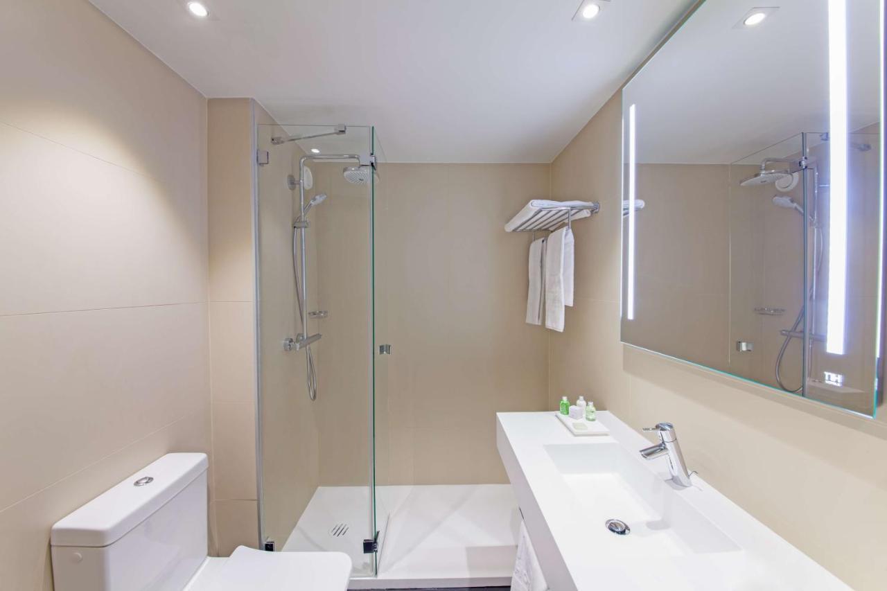 Quarto Duplo com Vista Jardim