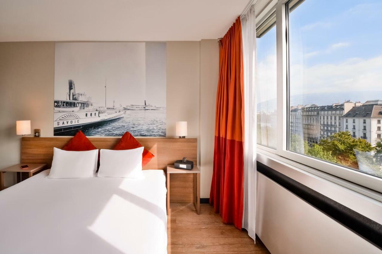 One-Bedroom Apartment,909668449:JPEG