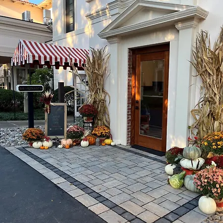Geneva On The Lake Boutique Resort Hotel-2